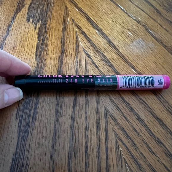 MAYBELLINE Color
Tattoo Longwear Multi-Use Eye Stix - Picture 3 of 6